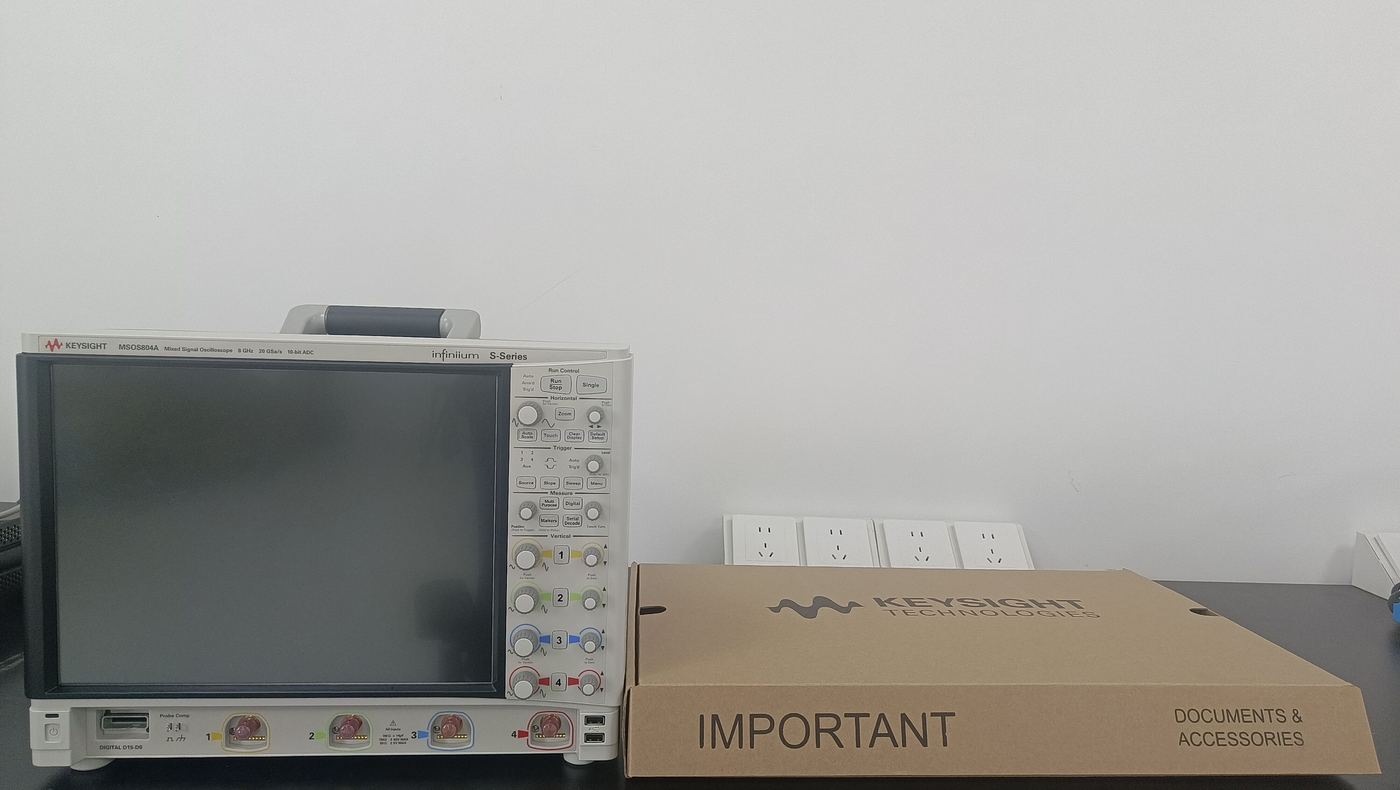 电子测量类仪器检修与故障排查实景(同品类参考图,非本故障现场)
