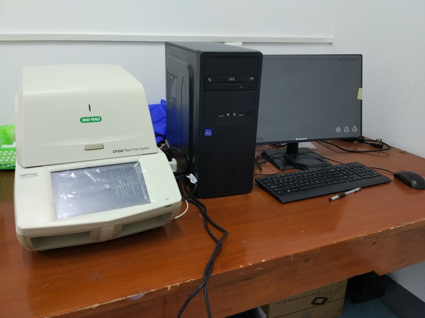 伯乐 CFX96 Touch CFX96 Touch 实时定量 PCR 仪 实拍图