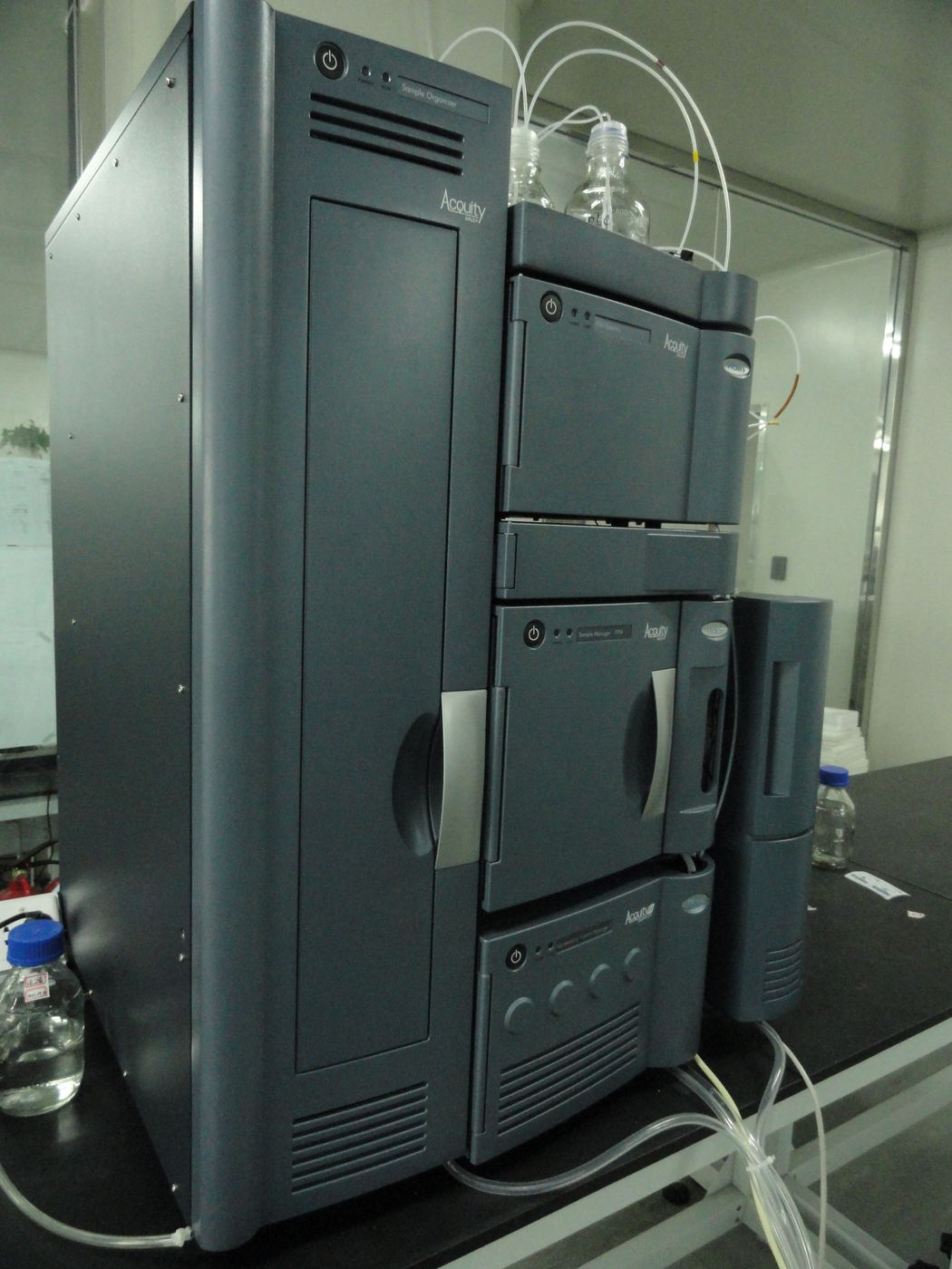 色谱·分析仪器在用实景(同品类参考图,非案例现场)