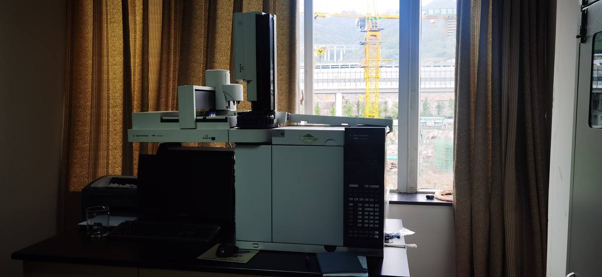 色谱·分析类仪器检修与故障排查实景(同品类参考图,非本故障现场)